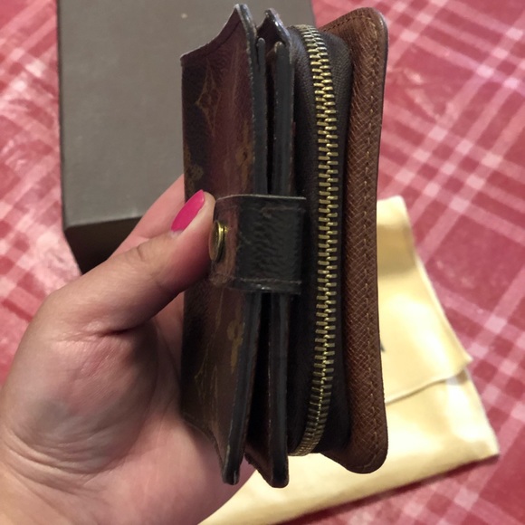 Vintage LV wallet - Picture 5 of 9